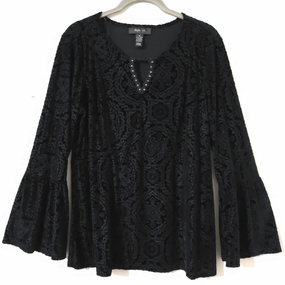 ✨️4/$20 Black Velvet Burnout Long Sleeve, Bell Sleeves Witchy Whimsigoth
